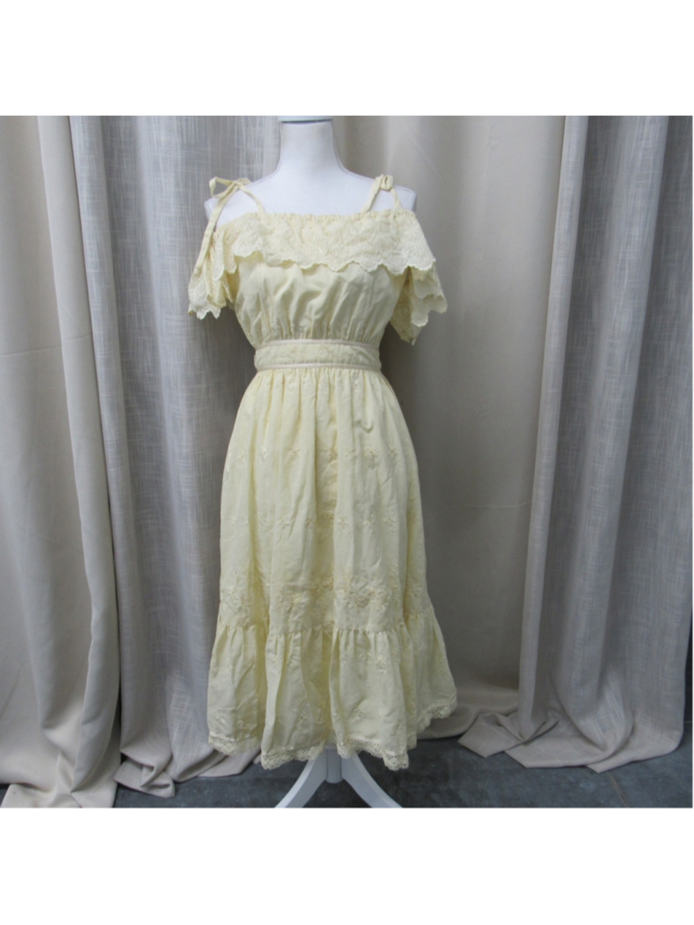 Vtg 70s Handmade Yellow Eyelet Prairie Dress Off Shoulder Cottagecore
